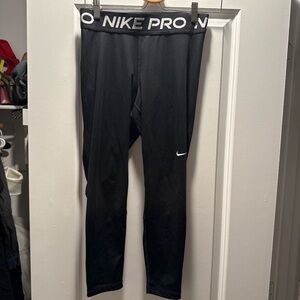Women’s Pro Black Compression Leggings